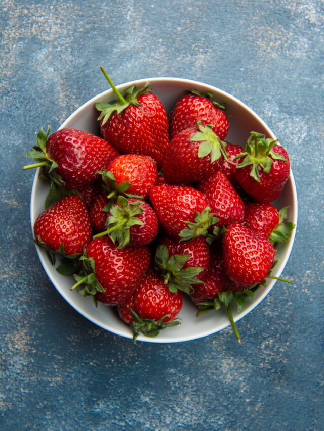cropped-Organic-Strawberries.jpg